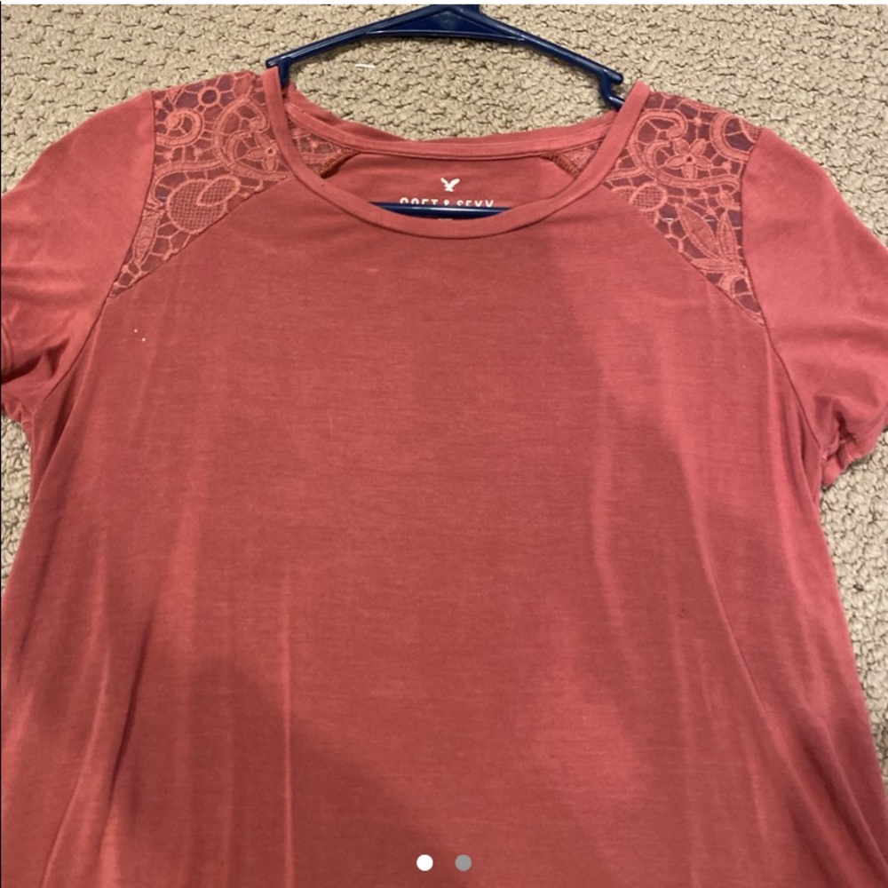 american eagle lace shoulder t shirt